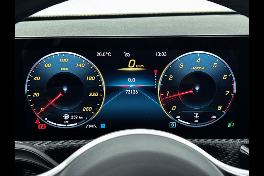 Mercedes-Benz A-Klasse 160 Business Solution | Lichtmetalen velgen | Wide screen | Navigatie | Parking support met camera achter | Inclusief 24 maanden Mercedes-Benz Certified garantie voor Europa.