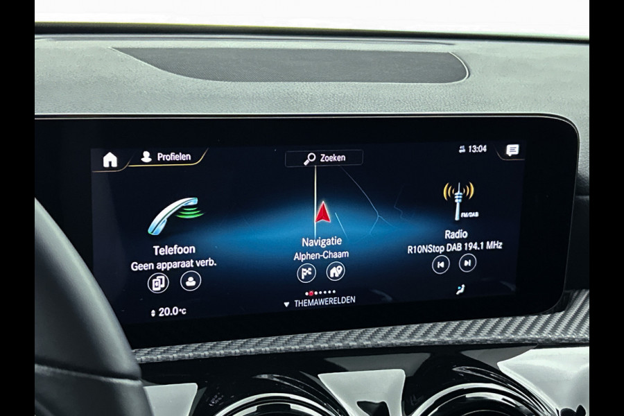 Mercedes-Benz A-Klasse 160 Business Solution | Lichtmetalen velgen | Wide screen | Navigatie | Parking support met camera achter | Inclusief 24 maanden Mercedes-Benz Certified garantie voor Europa.