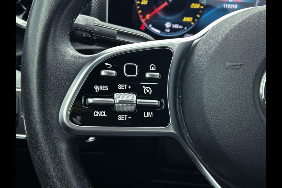 Mercedes-Benz A-Klasse 180 Advantage | Lichtmetalen velgen | Wide screen | Navigatie | Parking support met Camera achter | Inclusief 24 maanden Mercedes-Benz Certified garantie voor Europa.