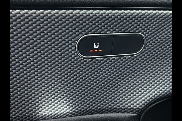 Mercedes-Benz A-Klasse 180 Advantage | Lichtmetalen velgen | Wide screen | Navigatie | Parking support met Camera achter | Inclusief 24 maanden Mercedes-Benz Certified garantie voor Europa.