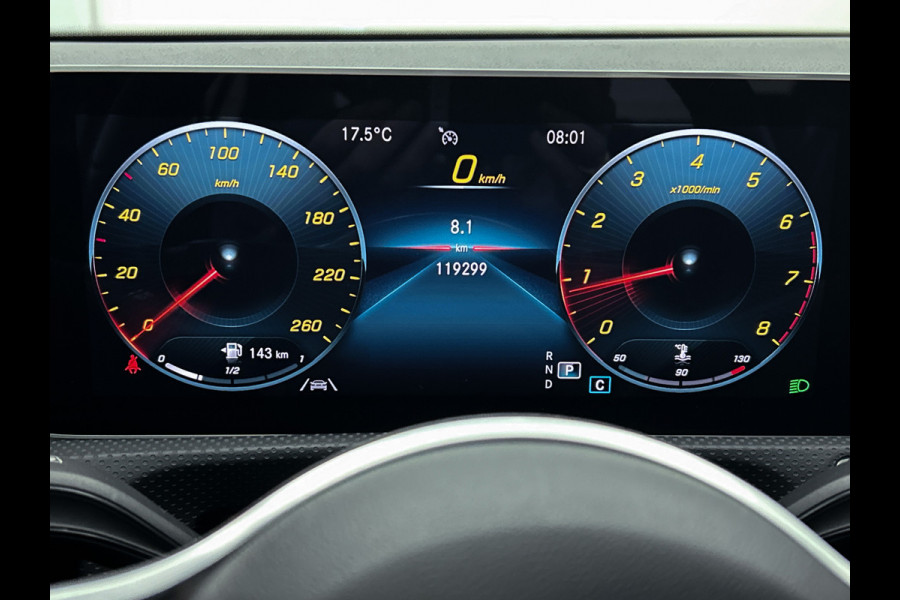 Mercedes-Benz A-Klasse 180 Advantage | Lichtmetalen velgen | Wide screen | Navigatie | Parking support met Camera achter | Inclusief 24 maanden Mercedes-Benz Certified garantie voor Europa.