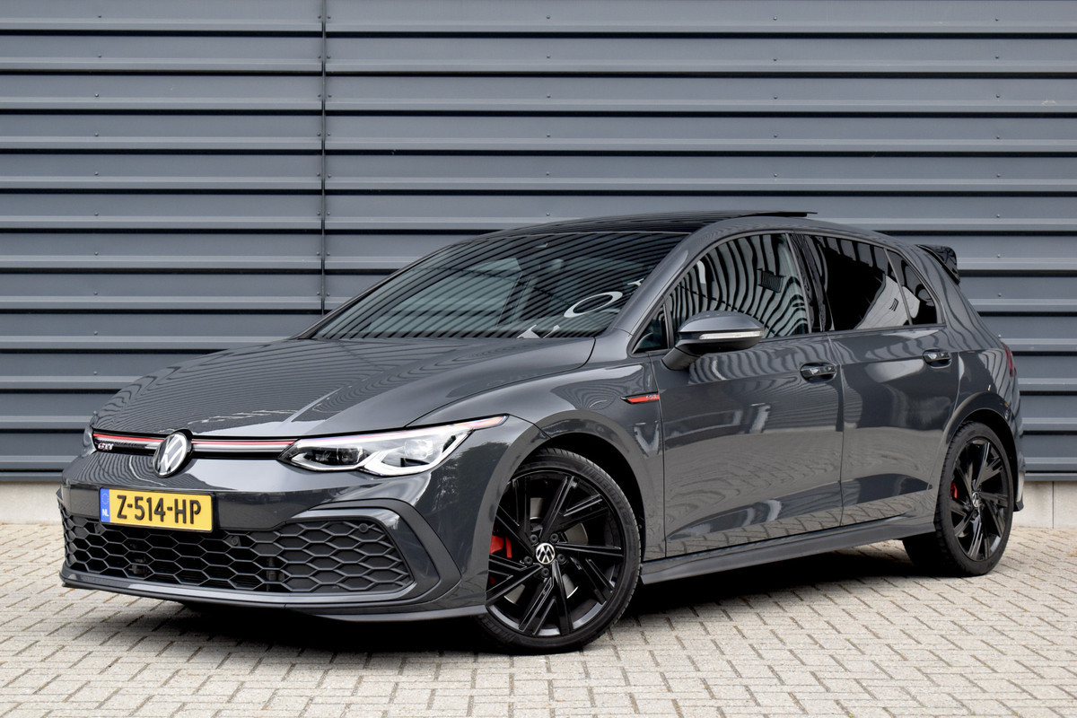Volkswagen Golf 2.0 TSI GTI | Panoramadak | ACC | Matrix-LED | Stoel + Stuurverwarming | CarPlay | Volkswagen Golf 2.0 TSI GTI | Panoramadak | ACC | Matrix-LED | Stoel + Stuurverwarming | CarPlay |