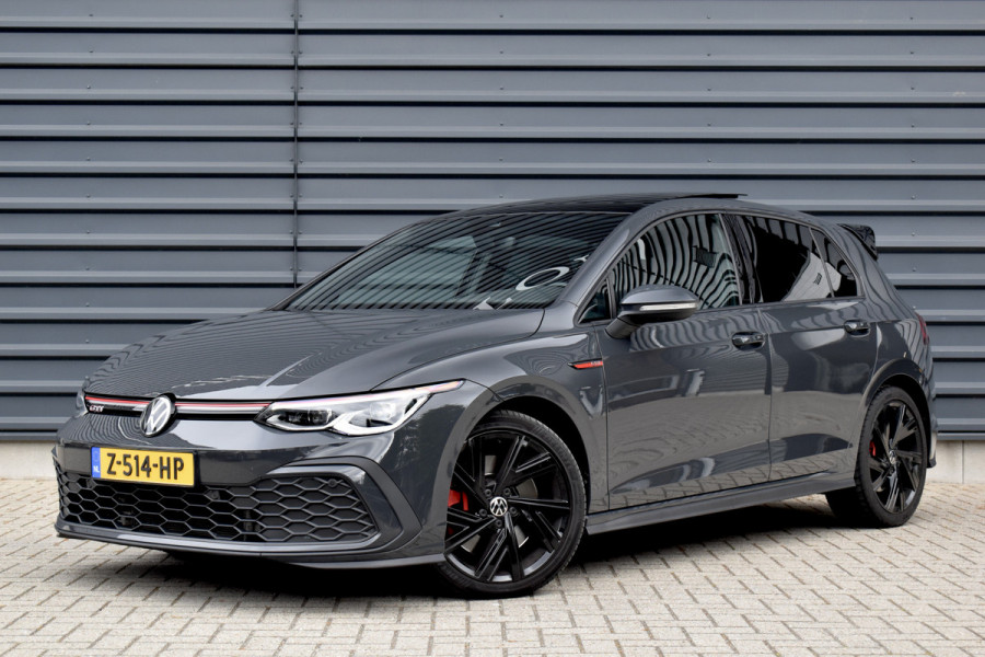 Volkswagen Golf 2.0 TSI GTI | Panoramadak | ACC | Matrix-LED | Stoel + Stuurverwarming | CarPlay |
