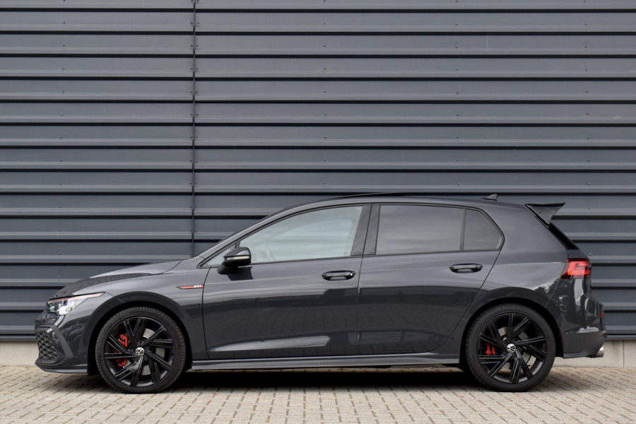 Volkswagen Golf 2.0 TSI GTI | Panoramadak | ACC | Matrix-LED | Stoel + Stuurverwarming | CarPlay |