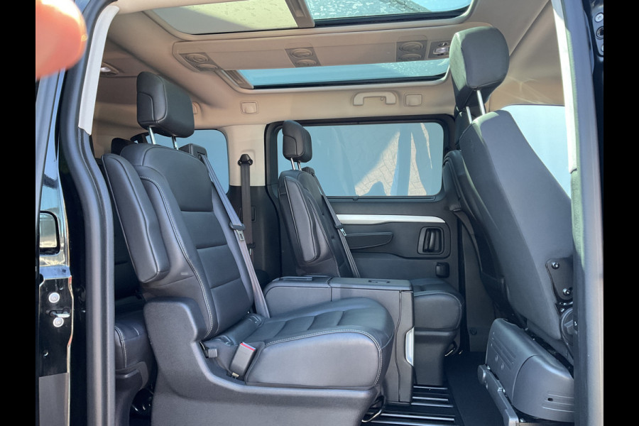 Peugeot e Traveller 7-Pers Innovation Braun-Ability-Stoellift Trekhaak Leder Pano Hud Vol opties!