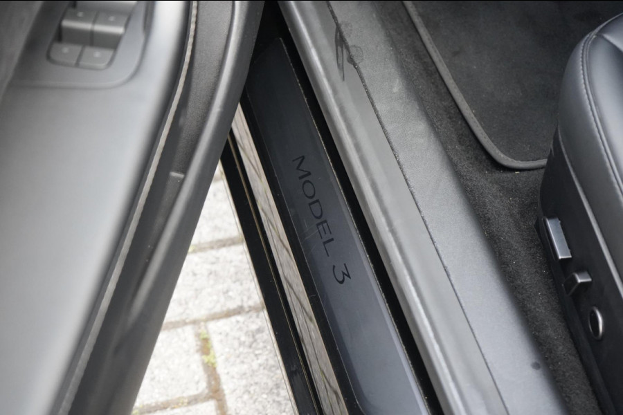 Tesla Model 3 Long Range RWD 75 kWh