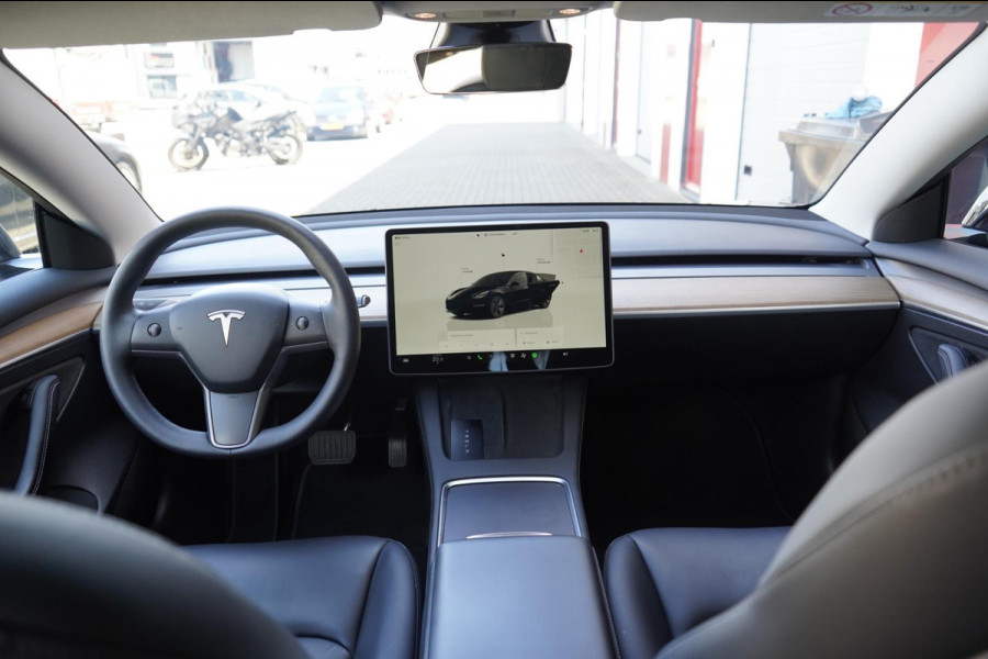 Tesla Model 3 Long Range RWD 75 kWh