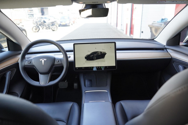 Tesla Model 3 Long Range RWD 75 kWh