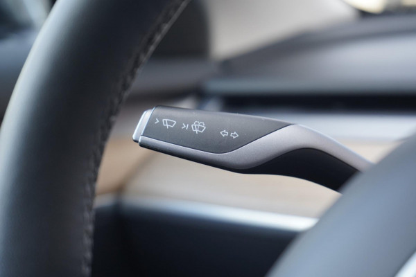 Tesla Model 3 Long Range RWD 75 kWh