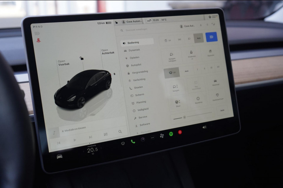 Tesla Model 3 Long Range RWD 75 kWh