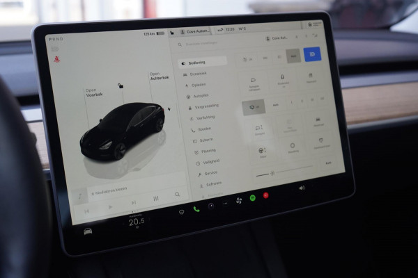Tesla Model 3 Long Range RWD 75 kWh