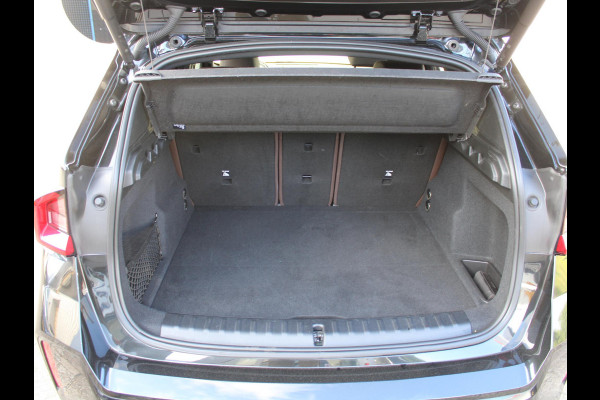 BMW X1 sDrive18i | M-SPORTPAKKET | LEDEREN BEKLEDING |