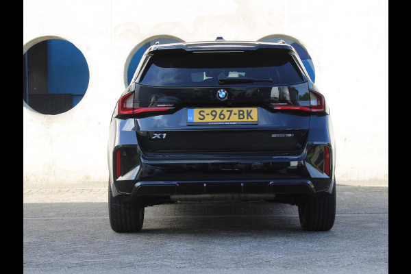 BMW X1 sDrive18i | M-SPORTPAKKET | LEDEREN BEKLEDING |