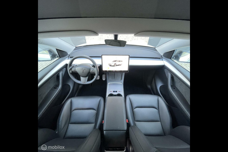 Tesla Model Y Wit 2023 MMX PACK