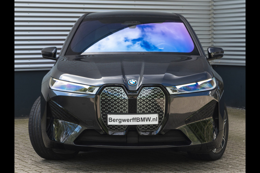 BMW iX M60 - Pano - Bowers & Wilkins - Driving Ass Prof