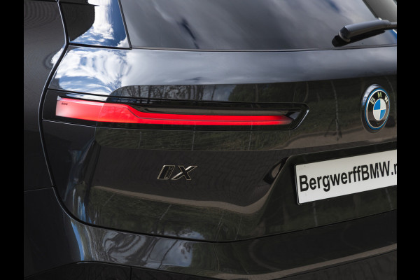BMW iX M60 - Pano - Bowers & Wilkins - Driving Ass Prof