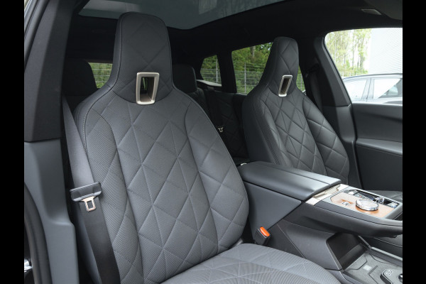BMW iX M60 - Pano - Bowers & Wilkins - Driving Ass Prof