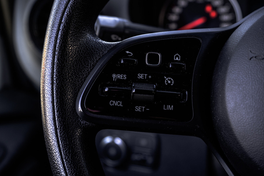 Mercedes-Benz Sprinter 315CDI L4H2 | XXL | 150 PK | Automaat | Camera | CarPlay | Climate | Cruise | Tussenschot met deur | Euro 6