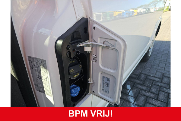 Volkswagen Transporter 2.0 T6.1 L2H1 Navi Euro6 Airco 110Pk Pdc NAP 1e Eigenaar!