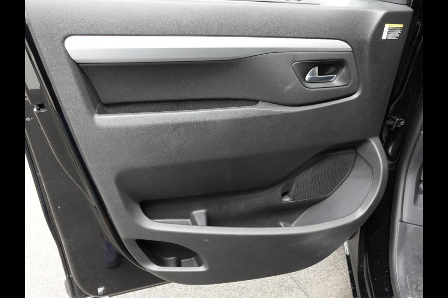 Opel Vivaro 2.0 BlueHDi 145PK L3 Automaat Navigatie Parkeersensoren Trekhaak Bluetooth