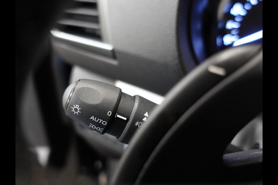 Opel Vivaro 2.0 BlueHDi 145PK L3 Automaat Navigatie Parkeersensoren Trekhaak Bluetooth
