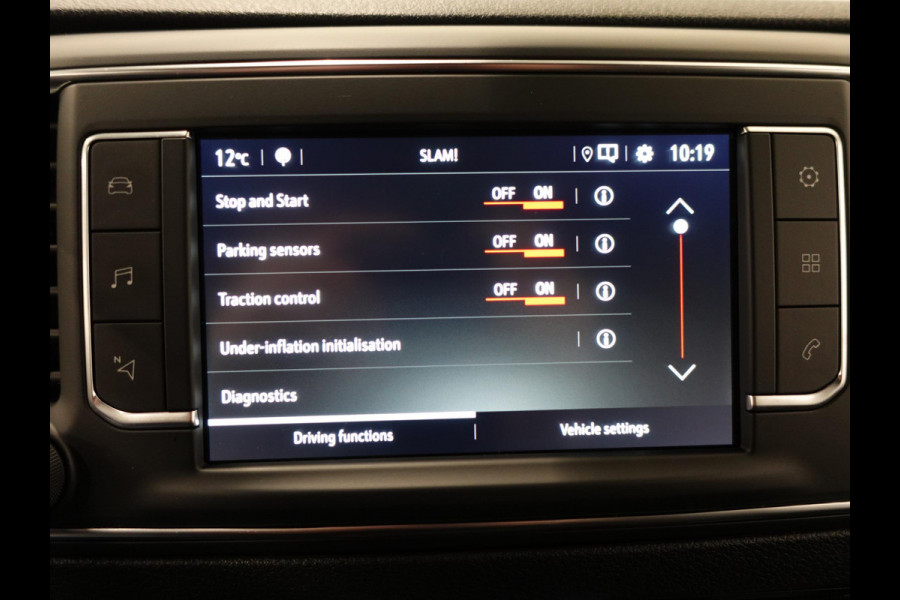 Opel Vivaro 2.0 BlueHDi 145PK L3 Automaat Navigatie Parkeersensoren Trekhaak Bluetooth