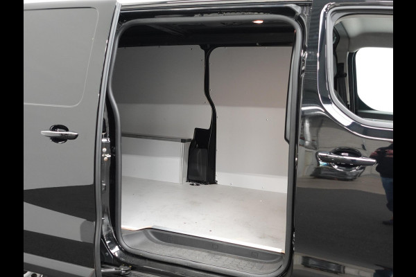 Opel Vivaro 2.0 BlueHDi 145PK L3 Automaat Navigatie Parkeersensoren Trekhaak Bluetooth