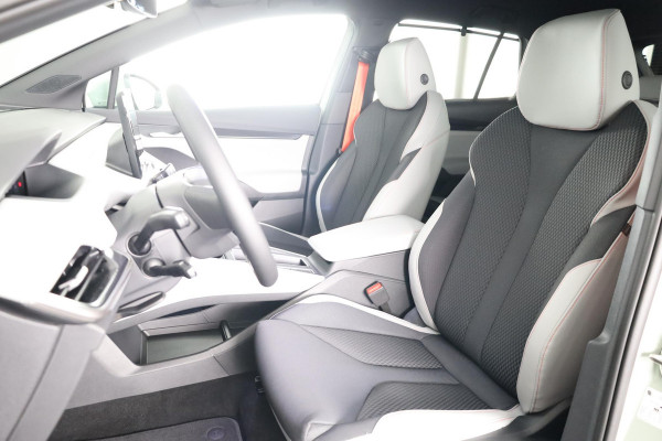Škoda Elroq 85 Business Edition 286 PK | Business Upgrade Plus | 20 inch Neptune | Lodge interieur | Trekhaak | Warmtepomp | Winter pakket