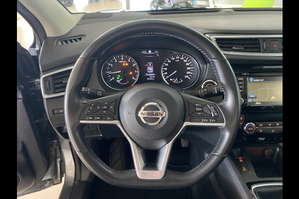 Nissan QASHQAI 1.2 Tekna panoramadak /360 camera/ Trekhaak