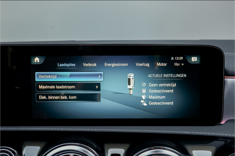 Mercedes-Benz CLA-Klasse 250 e AMG Pano Leder Ambiente Camera 19"