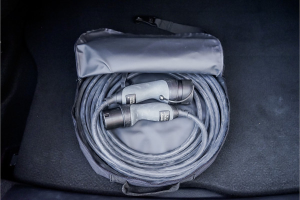 Mercedes-Benz CLA-Klasse 250 e AMG Pano Leder Ambiente Camera 19"
