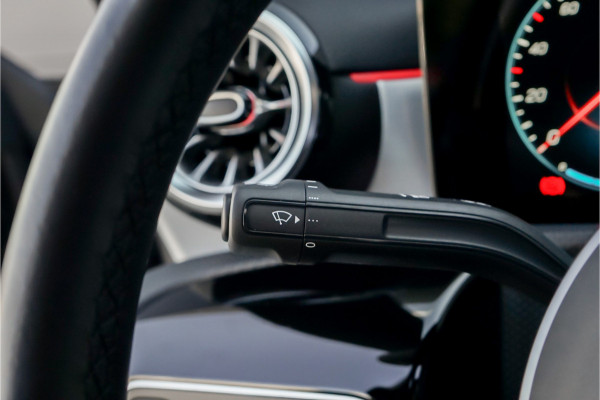 Mercedes-Benz CLA-Klasse 250 e AMG Pano Leder Ambiente Camera 19"