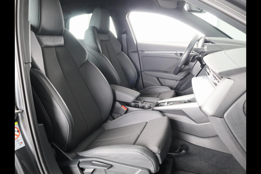 Audi A3 Limousine 35 TFSI S edition 150pk S-tronic | Navigatie | Full led koplampen | 18 inch Lichtmetalen velgen | Virtual Cockpit
