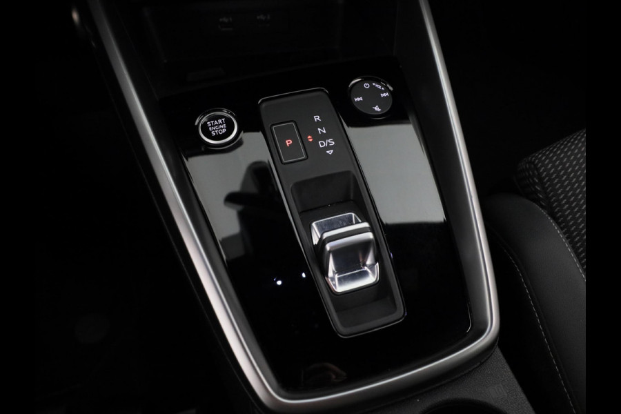 Audi A3 Limousine 35 TFSI S edition 150pk S-tronic | Navigatie | Full led koplampen | 18 inch Lichtmetalen velgen | Virtual Cockpit