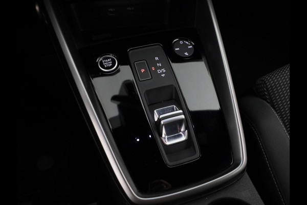 Audi A3 Limousine 35 TFSI S edition 150pk S-tronic | Navigatie | Full led koplampen | 18 inch Lichtmetalen velgen | Virtual Cockpit