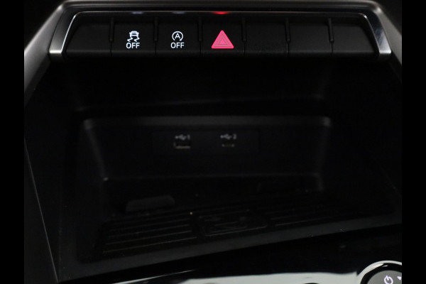 Audi A3 Limousine 35 TFSI S edition 150pk S-tronic | Navigatie | Full led koplampen | 18 inch Lichtmetalen velgen | Virtual Cockpit