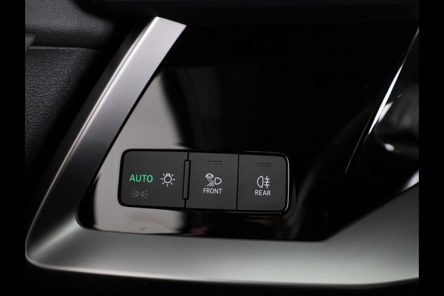 Audi A3 Limousine 35 TFSI S edition 150pk S-tronic | Navigatie | Full led koplampen | 18 inch Lichtmetalen velgen | Virtual Cockpit