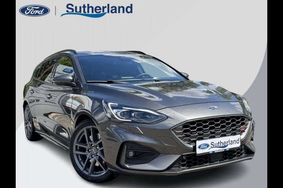 Ford FOCUS Wagon 2.3 EcoBoost ST-3 278pk | Adaptieve cruise control | Adaptieve LED |  Trekhaak | Winter Pack | Bang&Olufsen | Elektrische achterklep | Head up Display