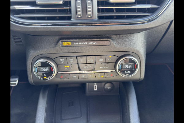 Ford FOCUS Wagon 2.3 EcoBoost ST-3 278pk | Adaptieve cruise control | Adaptieve LED |  Trekhaak | Winter Pack | Bang&Olufsen | Elektrische achterklep | Head up Display