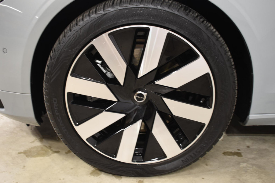 Volvo V90 T6 350PK Automaat Plug-in hybrid AWD Ultra Dark / Panoramadak / 360 camera / Head-up display / Trekhaak