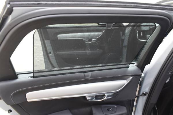 Volvo V90 T6 350PK Automaat Plug-in hybrid AWD Ultra Dark / Panoramadak / 360 camera / Head-up display / Trekhaak