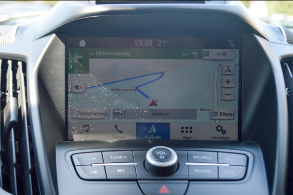 Ford Kuga 1.5 EcoBoost Titanium | Afn. trekhaak | 1800 kg trekgewicht | Navigatie