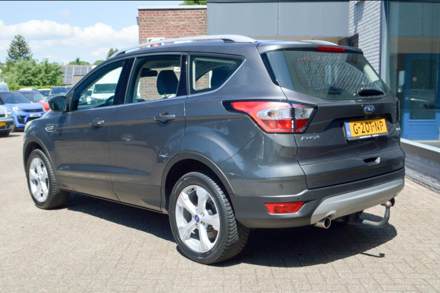 Ford Kuga 1.5 EcoBoost Titanium | Afn. trekhaak | 1800 kg trekgewicht | Navigatie