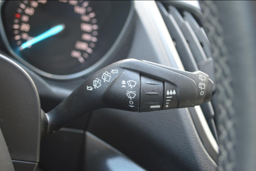 Ford Kuga 1.5 EcoBoost Titanium | Afn. trekhaak | 1800 kg trekgewicht | Navigatie