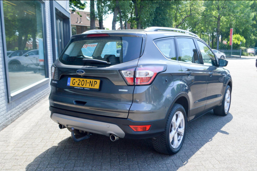 Ford Kuga 1.5 EcoBoost Titanium | Afn. trekhaak | 1800 kg trekgewicht | Navigatie