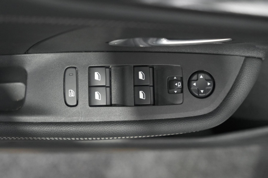 Opel Mokka Turbo 130 AT Ultimate | Camera | Dodehoekdetectie | Massage | Adaptieve Cruise Control