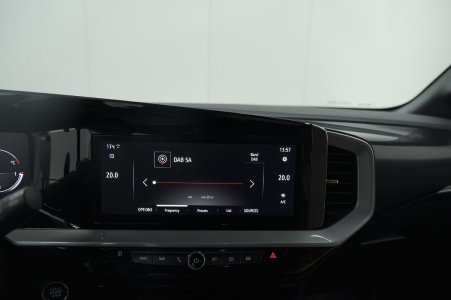Opel Mokka Turbo 130 AT Ultimate | Camera | Dodehoekdetectie | Massage | Adaptieve Cruise Control