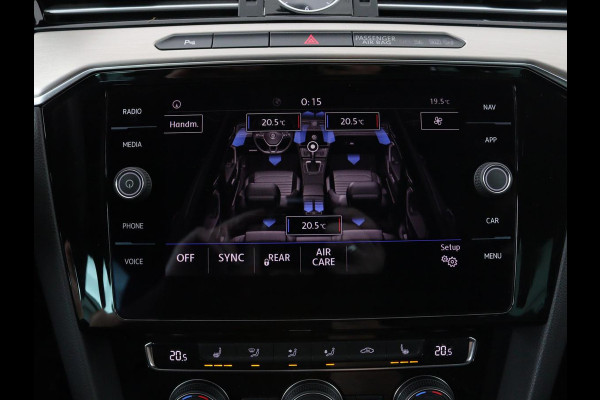 Volkswagen Passat 1.4 TSI R Line | 1e eigenaar | Trekhaak | Stoelverwarming | Carplay | Leder/Alcantara | Navigatie | Full LED | Adaptive cruise | Parkeerhulp | Climate control