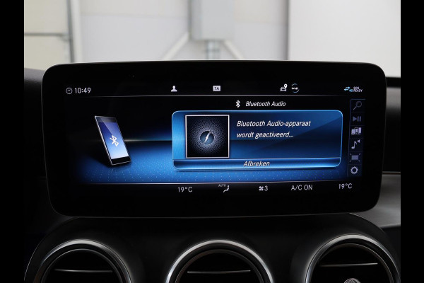 Mercedes-Benz C-Klasse 300e AMG | Panoramadak | Leder | Adaptive cruise | Stoelverwarming | Matrix LED | 360 camera | Carplay | Navigatie | Park Assist