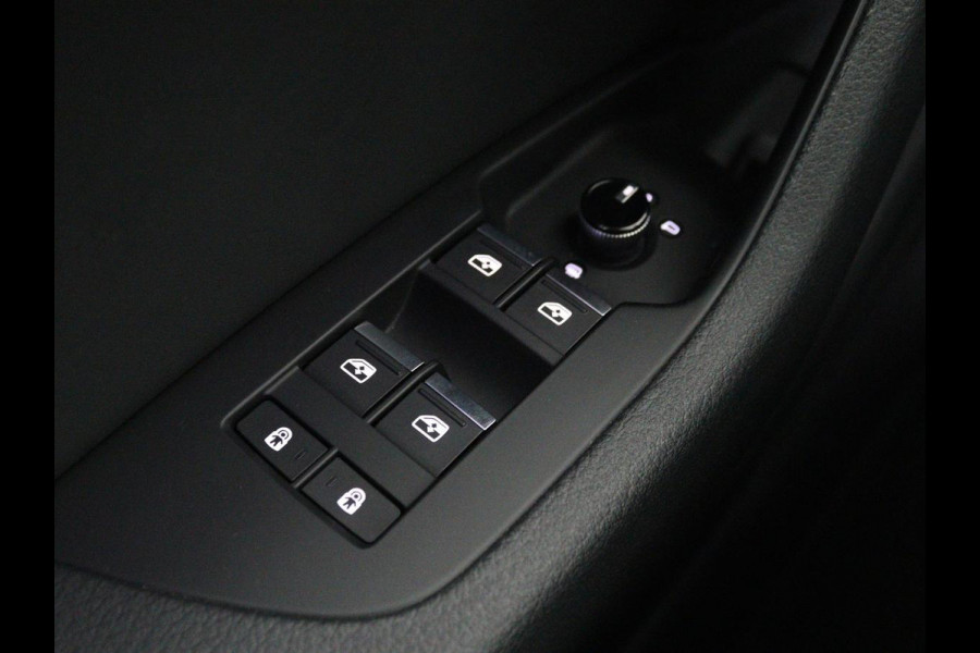 Audi A6 55 TFSIe quattro Competition | Adaptive cruise | Bang & Olufsen | Stoelverwarming | Carplay | Matrix LED | Trekhaak | Sportstoelen | Navigatie | Parkeerhulp | Virtual Cockpit | 21'' Lichtmetalen velgen
